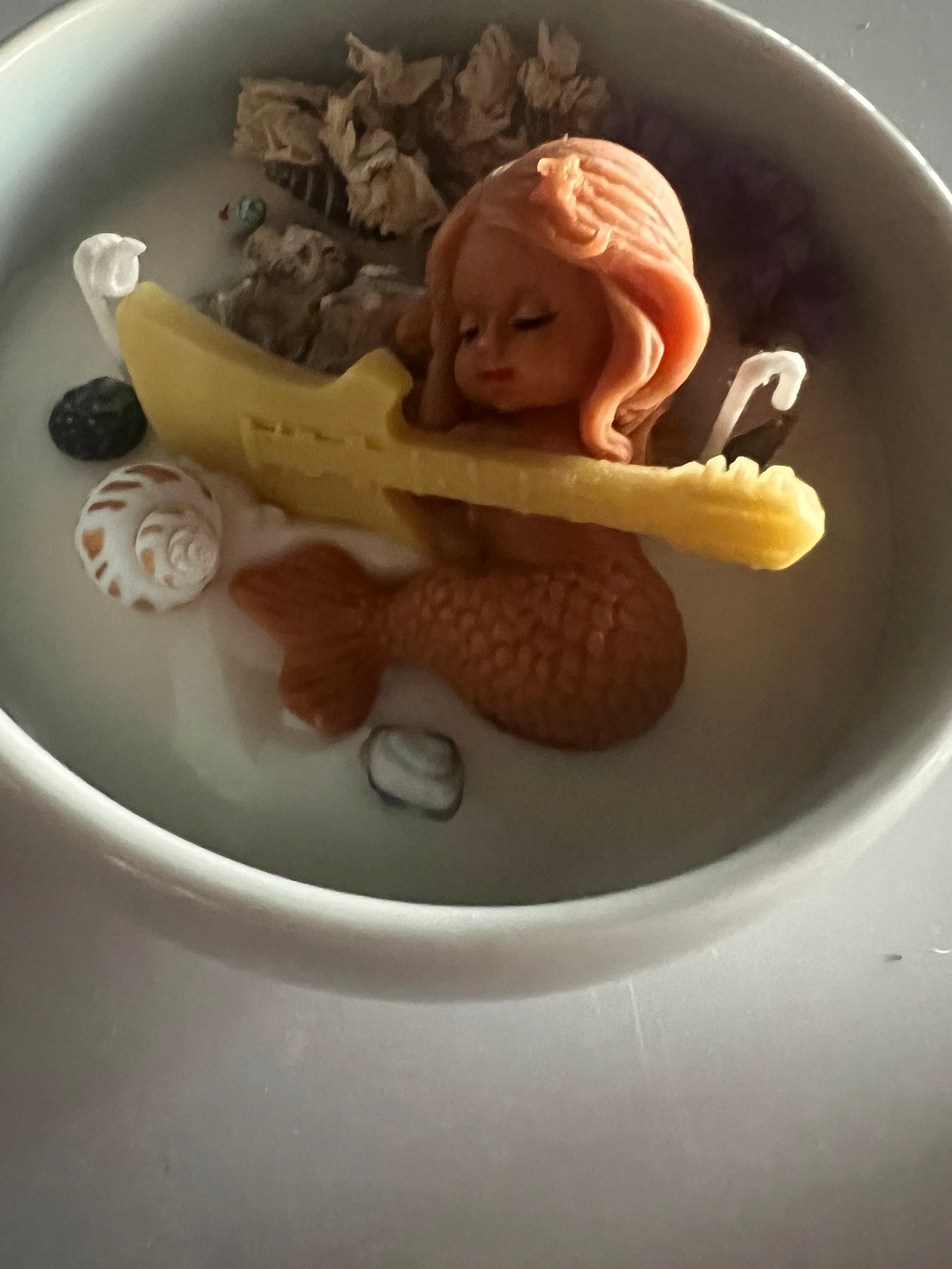 Mermaid candle 🕯️ 🧜🏻‍♀️ شمعة حورية البحر